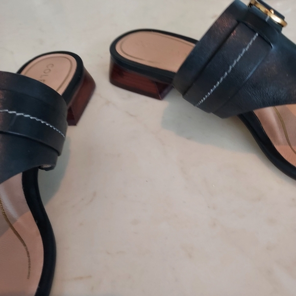 Black Leather Toe-Post Slide Sandals with Gold Buckle Accent - Picture 5 of 10